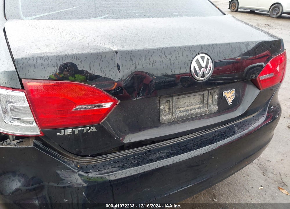 2014 VOLKSWAGEN JETTA 2.0L S VIN: 3VW2K7AJ8EM440374
