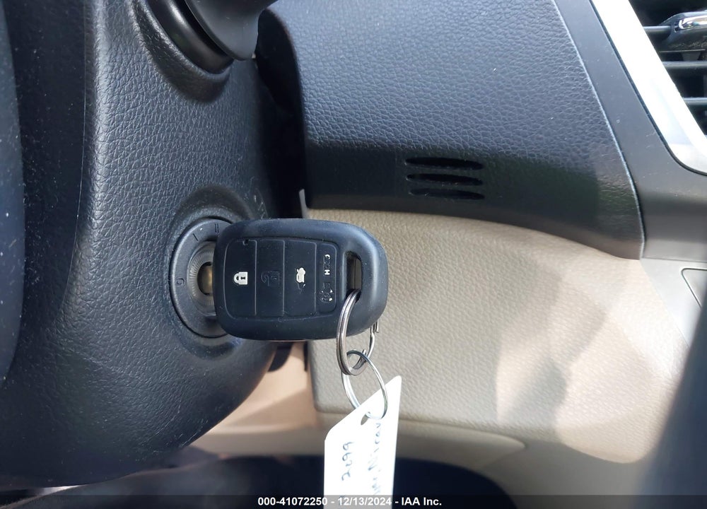 2013 HONDA ACCORD LX VIN: 1HGCR2F38DA235053