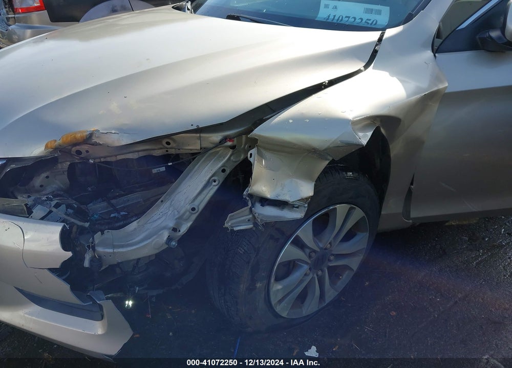 2013 HONDA ACCORD LX VIN: 1HGCR2F38DA235053
