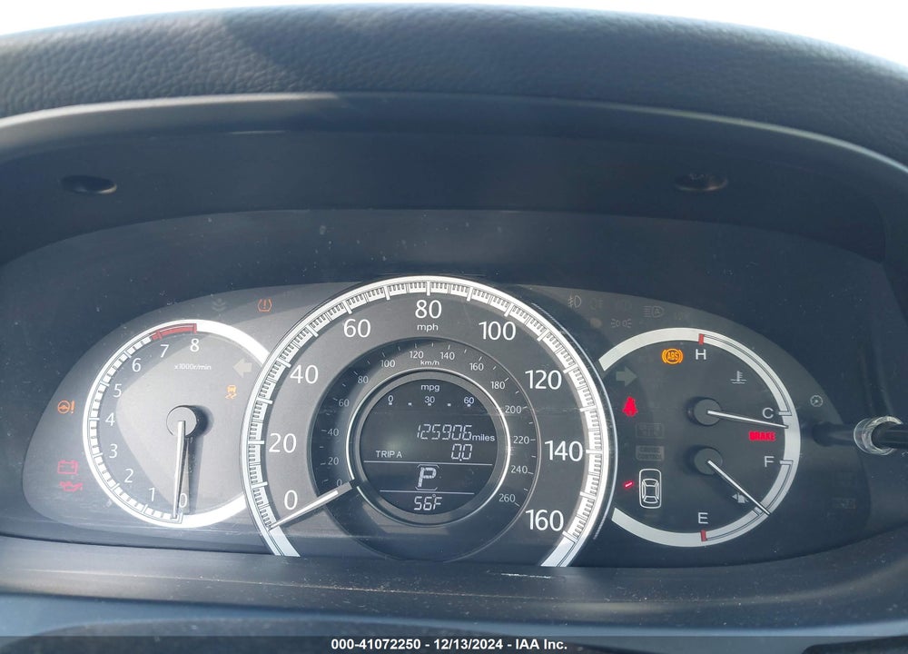 2013 HONDA ACCORD LX VIN: 1HGCR2F38DA235053