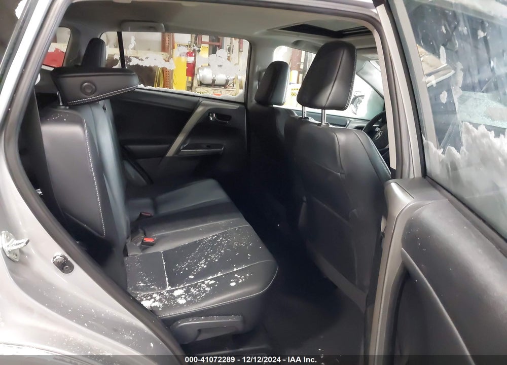 2018 TOYOTA RAV4 PLATINUM VIN: 2T3DFREV4JW700934