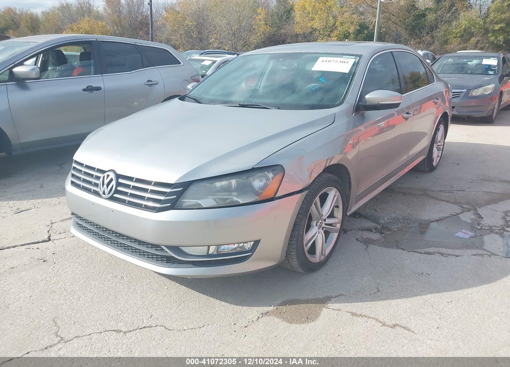 2014 VOLKSWAGEN PASSAT 1.8T SEL PREMIUM VIN: 1VWCT7A34EC071095