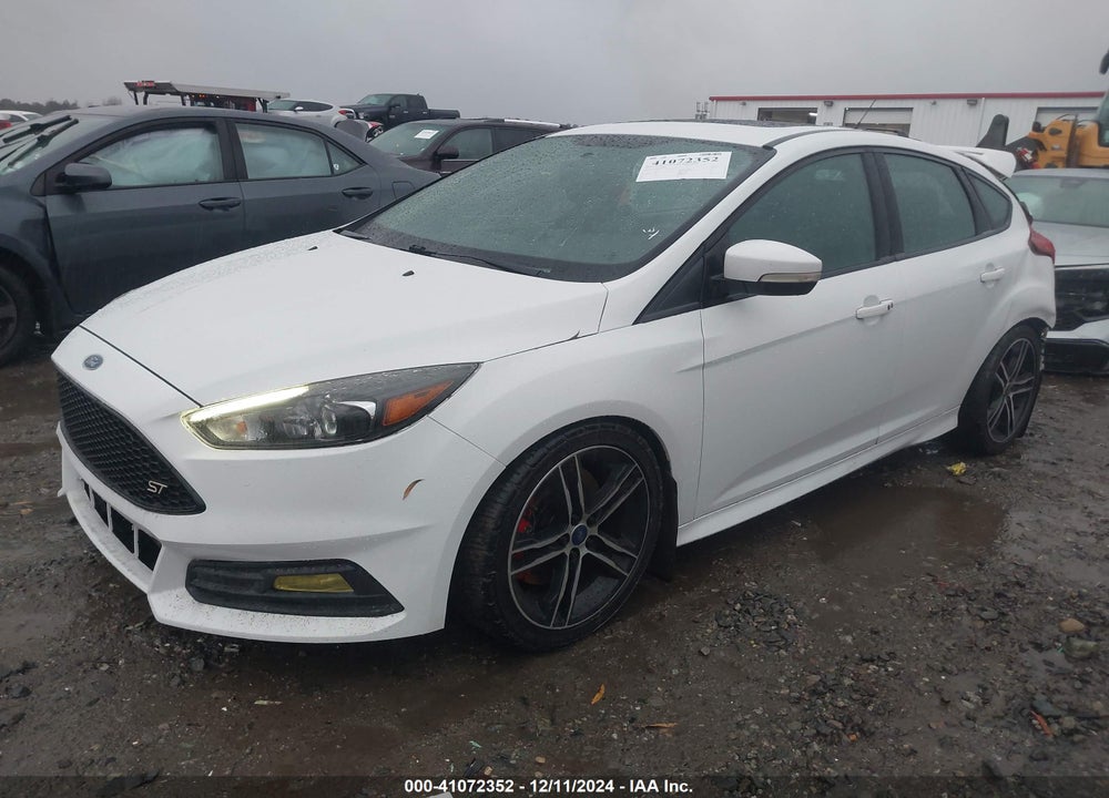 2017 FORD FOCUS ST VIN: 1FADP3L97HL262204