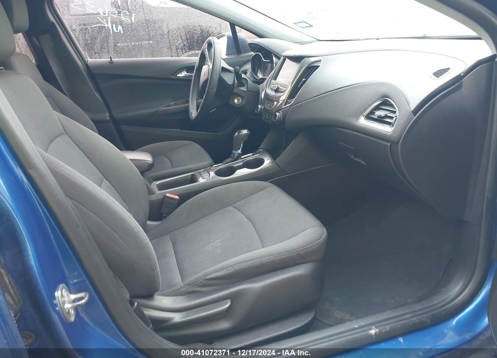 2019 CHEVROLET CRUZE LT VIN: 1G1BE5SM2K7123633