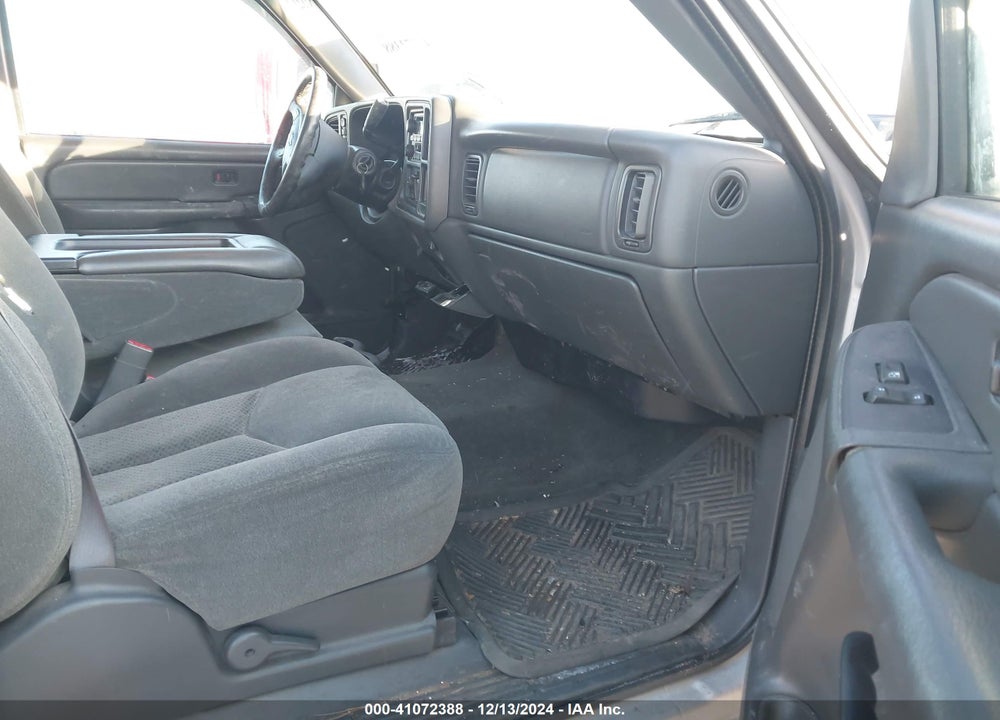 2005 CHEVROLET SILVERADO 1500 Z71 VIN: 1GCEK19B95E127592
