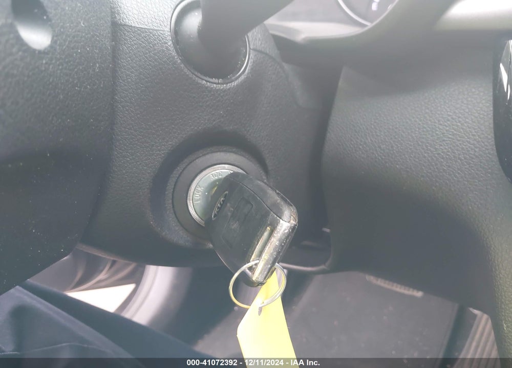 2016 KIA OPTIMA LX VIN: KNAGT4L39G5111949