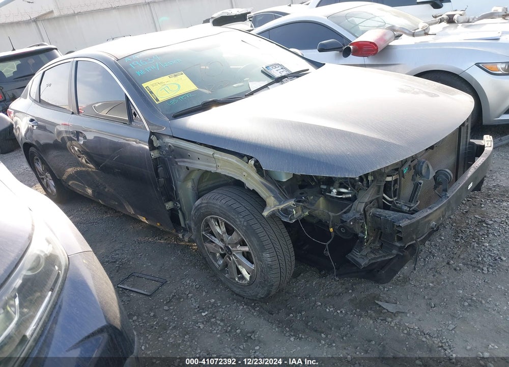 2016 KIA OPTIMA LX VIN: KNAGT4L39G5111949