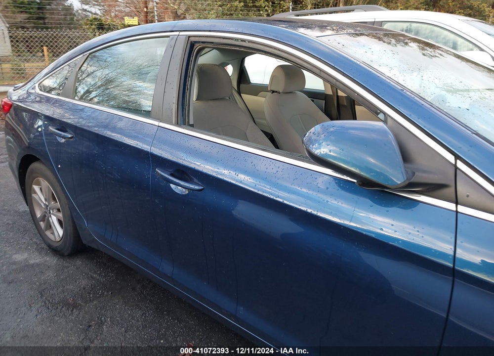 2016 HYUNDAI SONATA SE VIN: 5NPE24AF7GH423679