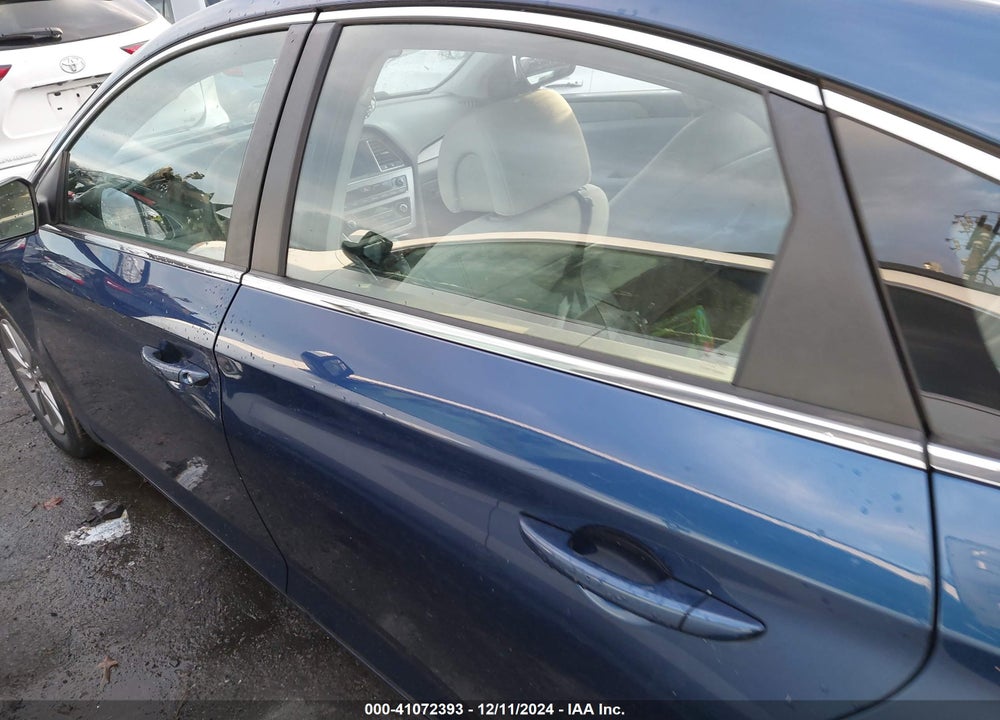 2016 HYUNDAI SONATA SE VIN: 5NPE24AF7GH423679