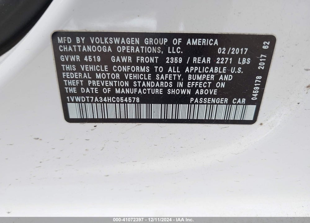 2017 VOLKSWAGEN PASSAT VIN: 1VWDT7A34HC054578