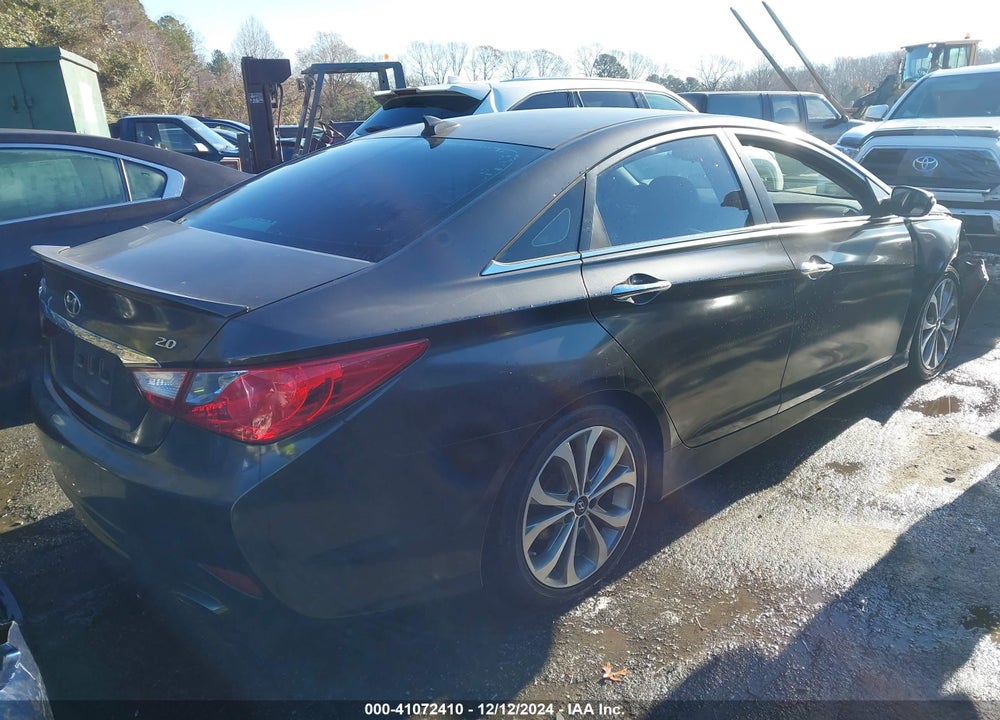 2014 HYUNDAI SONATA SE 2.0T VIN: 5NPEC4AB1EH860195