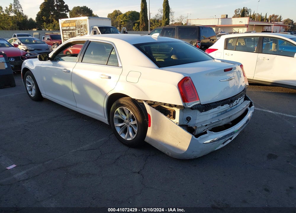 2016 CHRYSLER 300 LIMITED VIN: 2C3CCAAG1GH142051