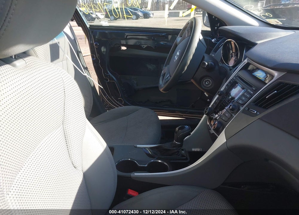 2013 HYUNDAI SONATA VIN: 5NPEB4AC1DH522936