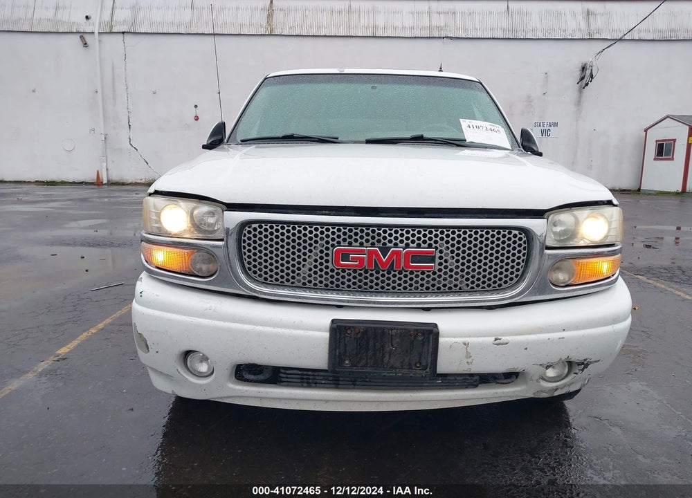 2002 GMC YUKON XL 1500 DENALI VIN: 1GKFK66U42J218283