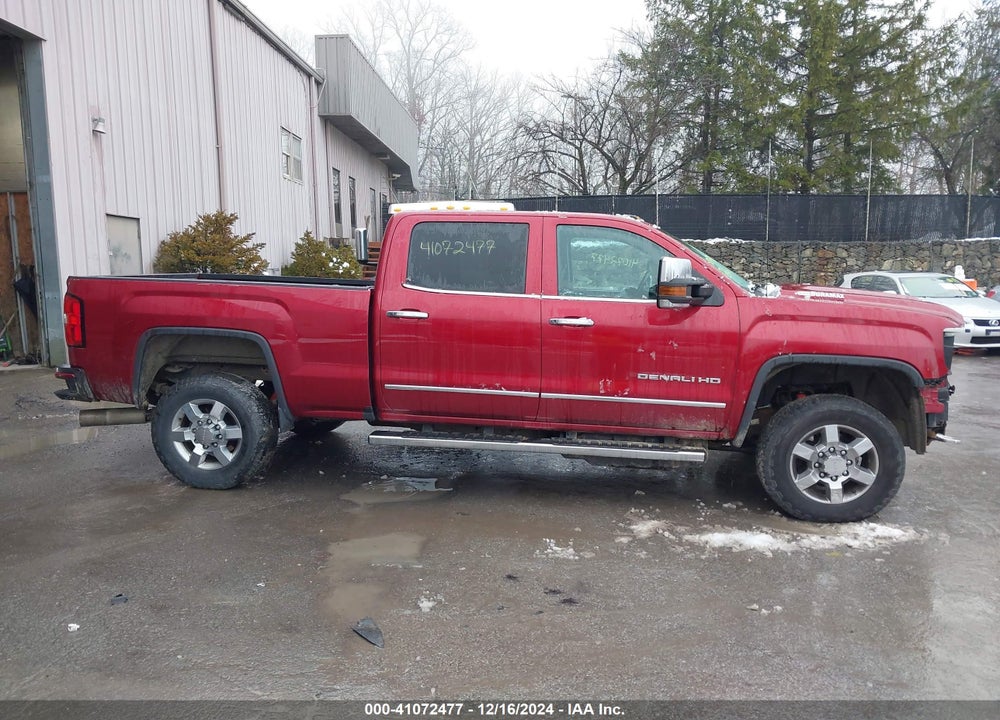 2019 GMC SIERRA 3500HD DENALI VIN: 1GT42WEY8KF108704