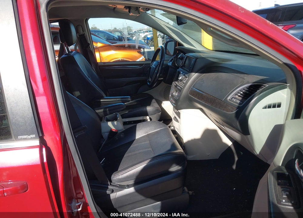 2014 CHRYSLER TOWN & COUNTRY TOURING VIN: 2C4RC1BG7ER243008