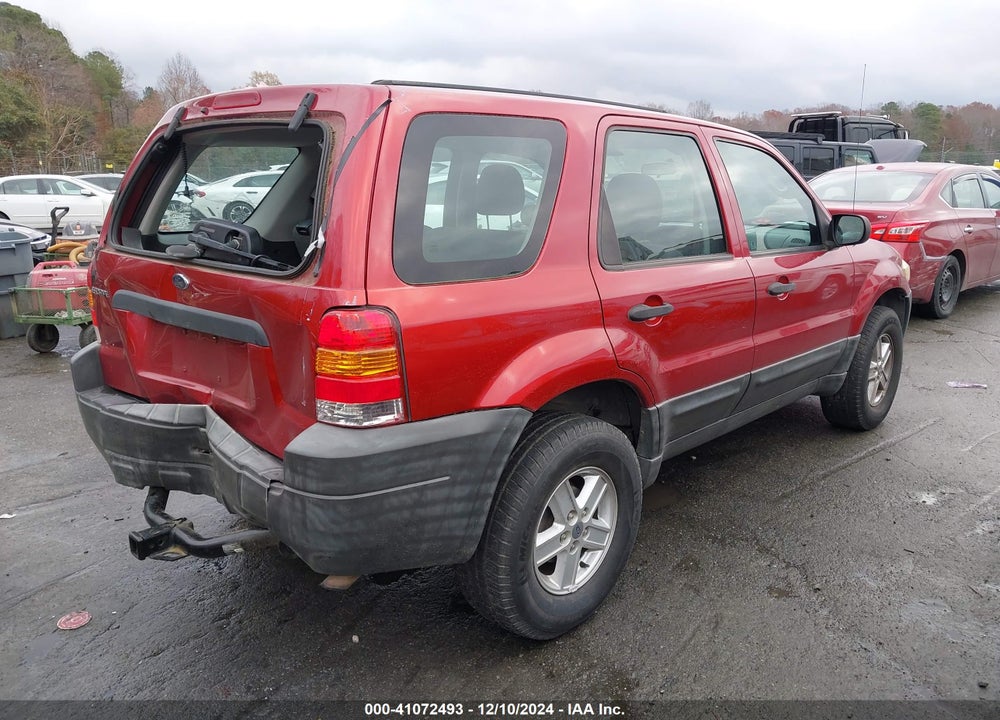 2005 FORD ESCAPE XLS VIN: 1FMYU02Z45DA17611
