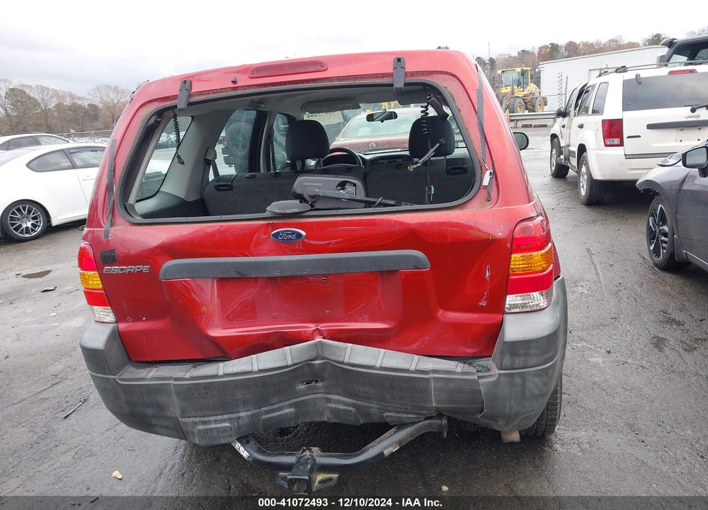 2005 FORD ESCAPE XLS VIN: 1FMYU02Z45DA17611