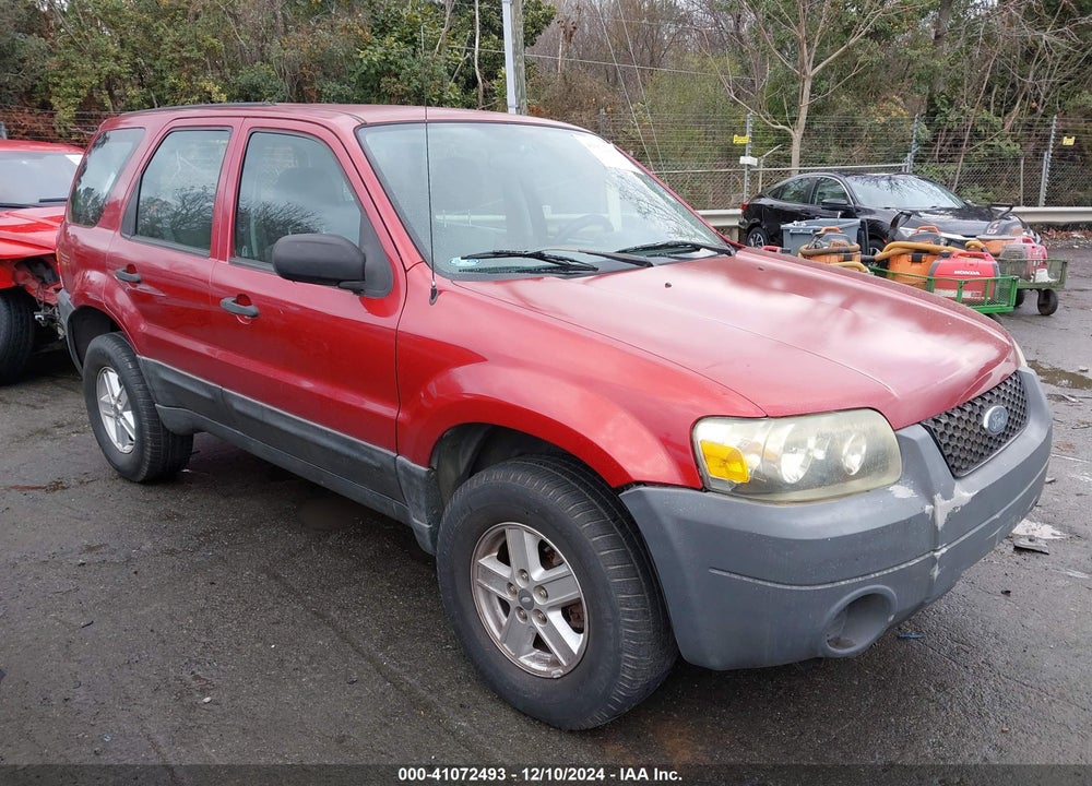 2005 FORD ESCAPE XLS VIN: 1FMYU02Z45DA17611