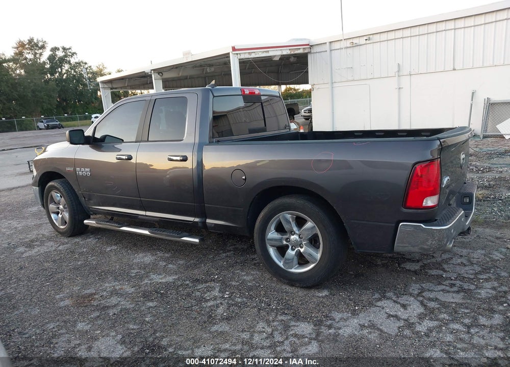 2017 RAM 1500 BIG HORN 4X2 6'4 BOX VIN: 1C6RR6GT9HS576306