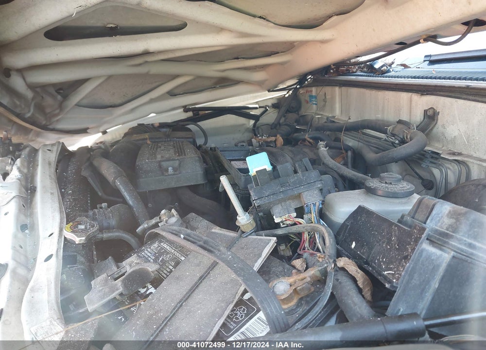 2005 TOYOTA TUNDRA SR5 V8 VIN: 5TBET34155S484293