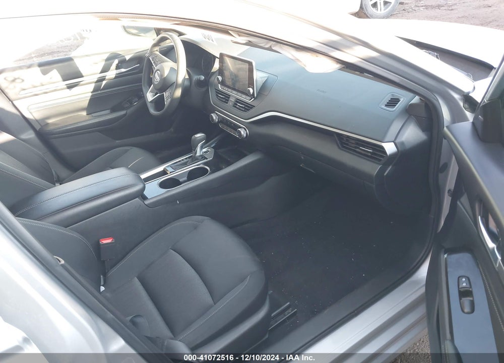2021 NISSAN ALTIMA SV FWD VIN: 1N4BL4DV0MN354936