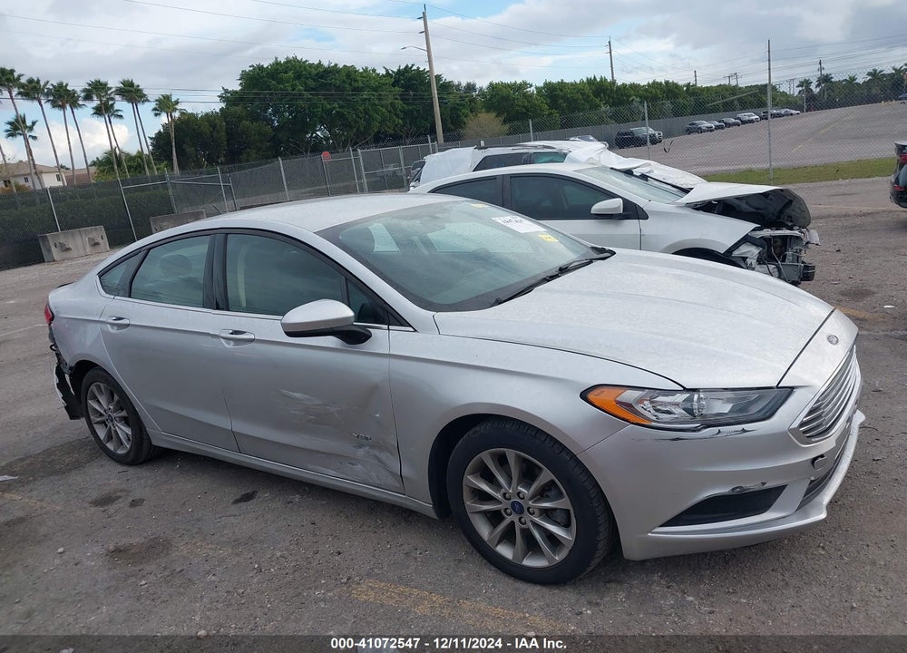 2017 FORD FUSION HYBRID SE VIN: 3FA6P0LU2HR344015
