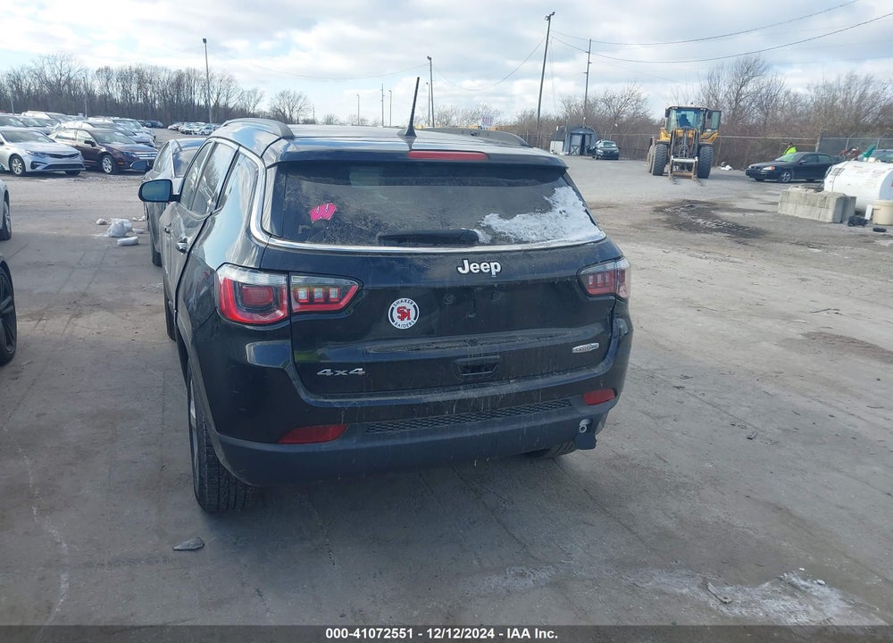 2018 JEEP COMPASS LATITUDE 4X4 VIN: 3C4NJDBB7JT336872