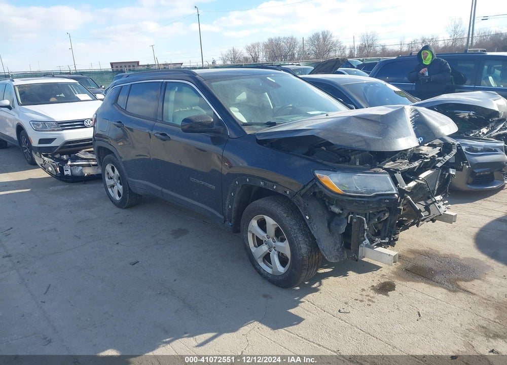 2018 JEEP COMPASS LATITUDE 4X4 VIN: 3C4NJDBB7JT336872