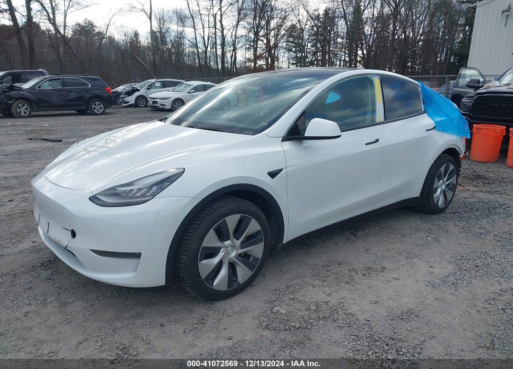 2021 TESLA MODEL Y LONG RANGE DUAL MOTOR ALL-WHEEL DRIVE VIN: 5YJYGDEEXMF083759