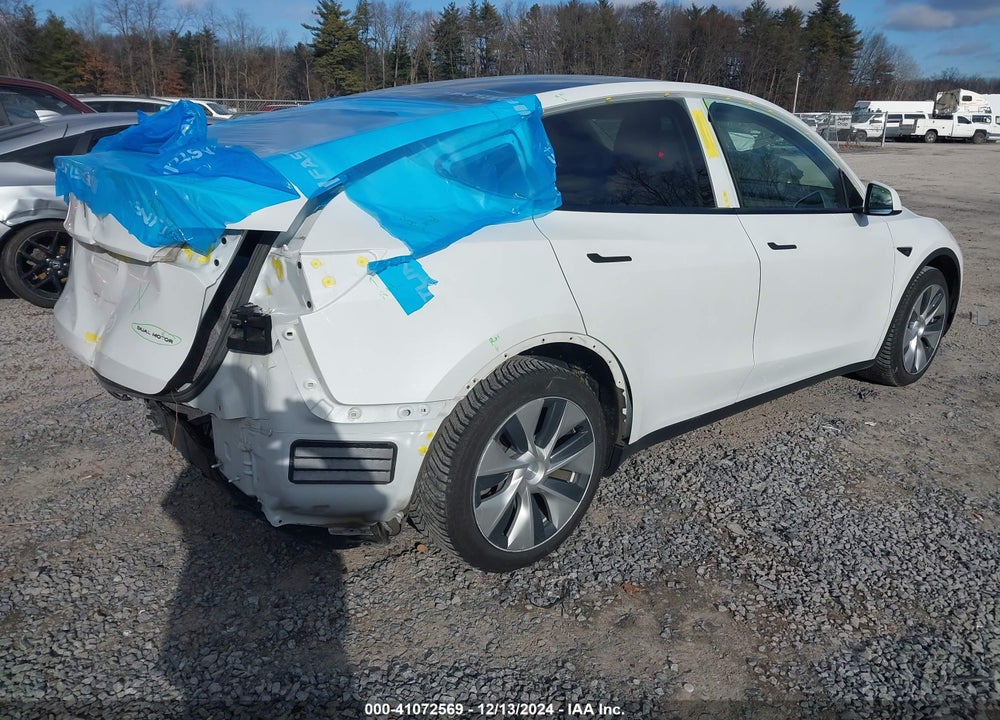 2021 TESLA MODEL Y LONG RANGE DUAL MOTOR ALL-WHEEL DRIVE VIN: 5YJYGDEEXMF083759