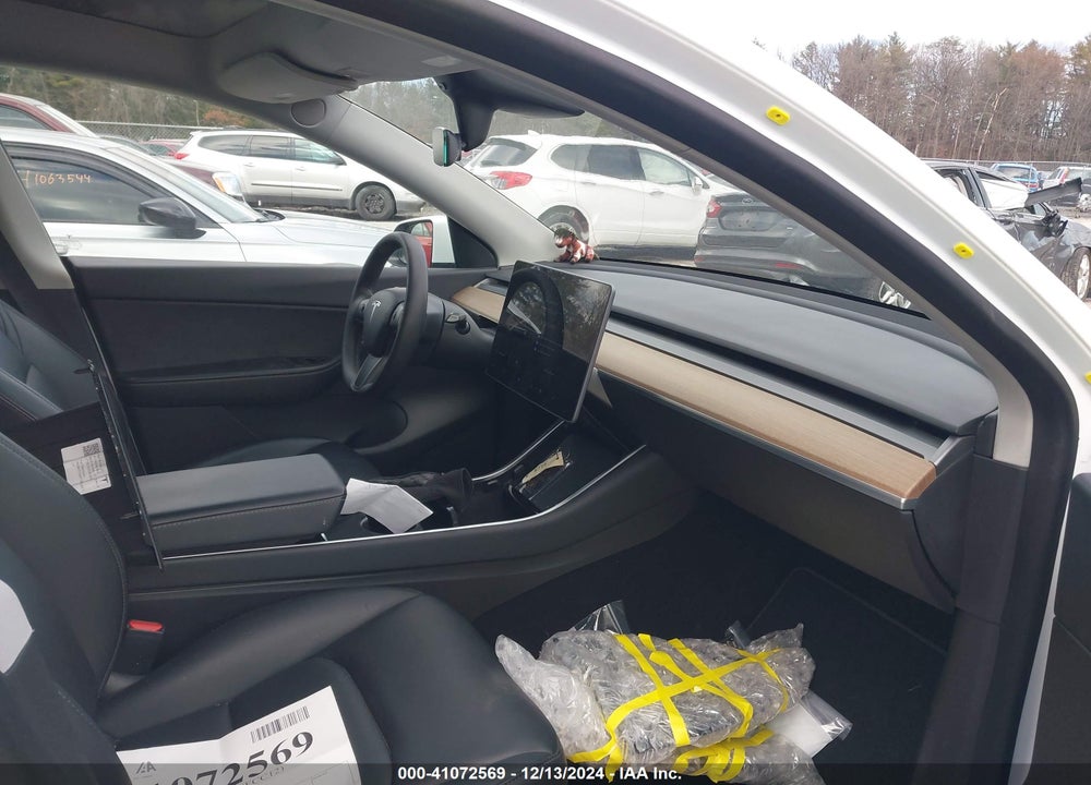 2021 TESLA MODEL Y LONG RANGE DUAL MOTOR ALL-WHEEL DRIVE VIN: 5YJYGDEEXMF083759
