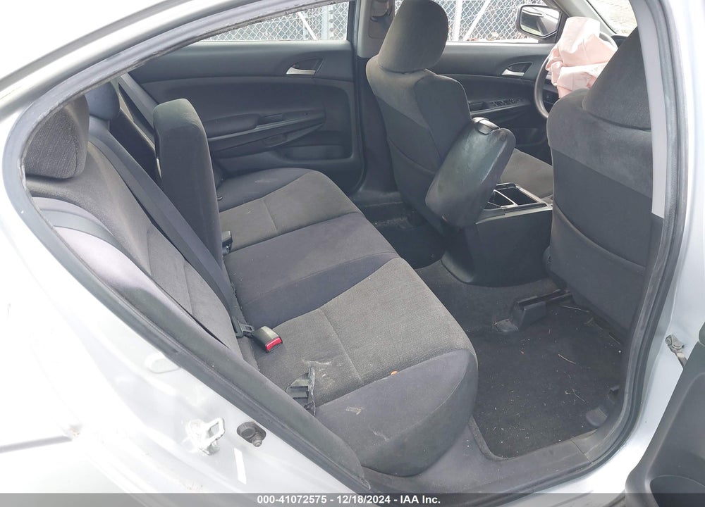 2009 HONDA ACCORD 2.4 LX-P VIN: 1HGCP26479A123009