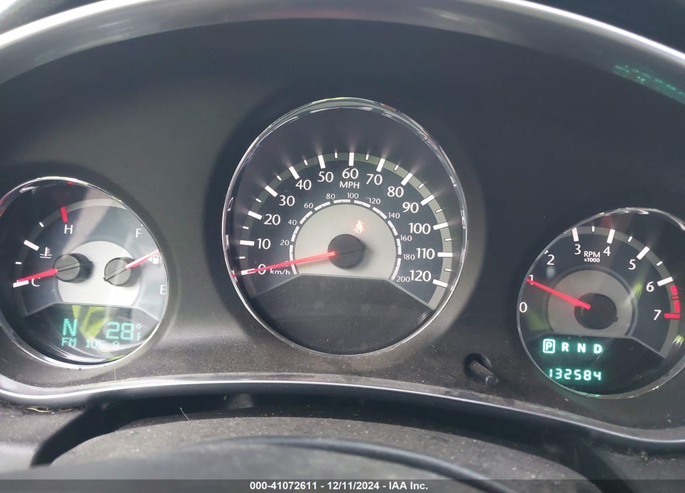 2011 CHRYSLER 200 LIMITED VIN: 1C3BC2FG0BN548395