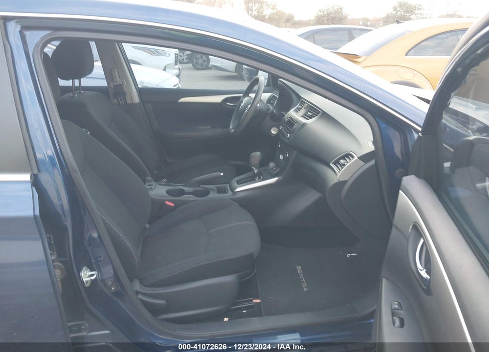 2017 NISSAN SENTRA VIN: 3N1AB7AP7HY272231