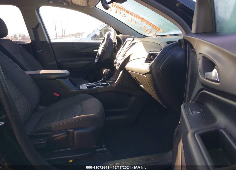 2019 CHEVROLET EQUINOX LT VIN: 2GNAXKEV3K6123678