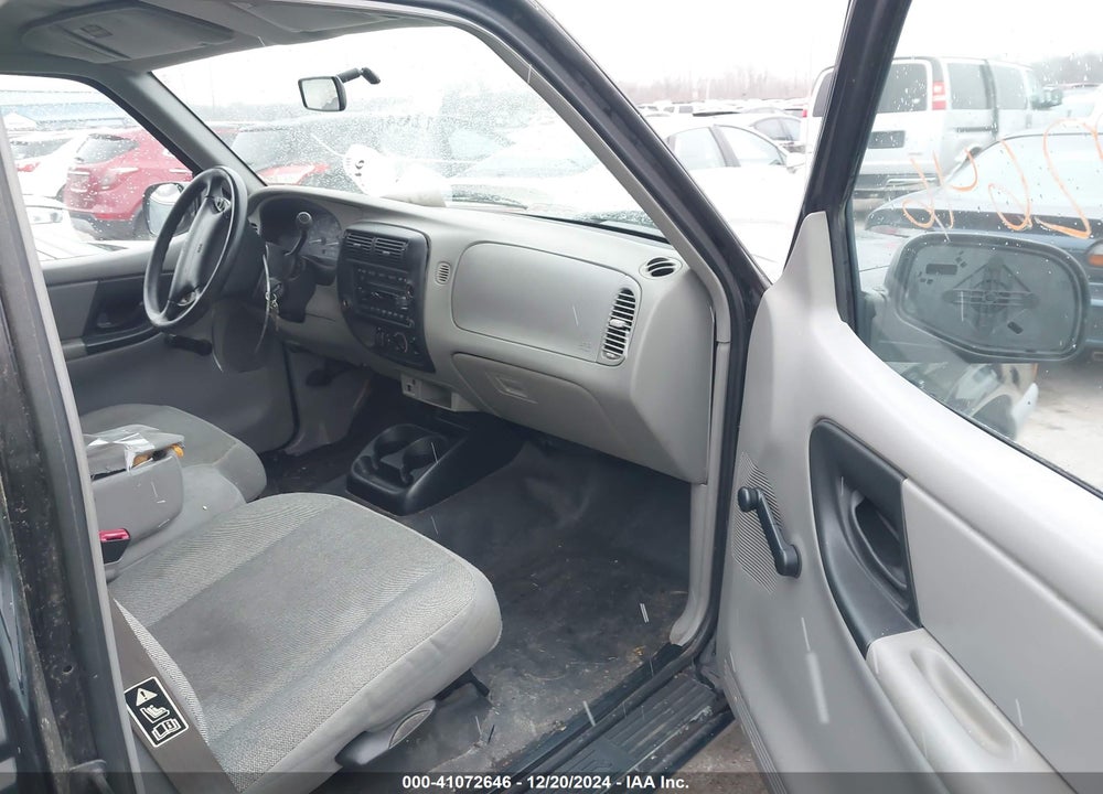 2000 FORD RANGER XL/XLT VIN: 1FTYR10V6YTA44198