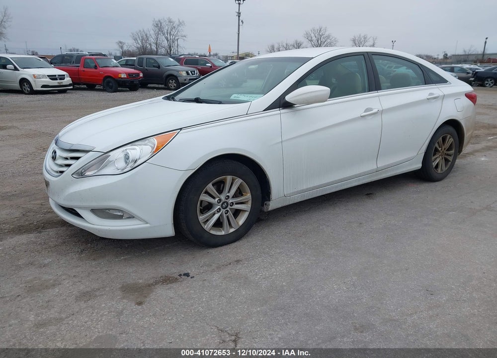 2013 HYUNDAI SONATA GLS VIN: 5NPEB4AC4DH804309