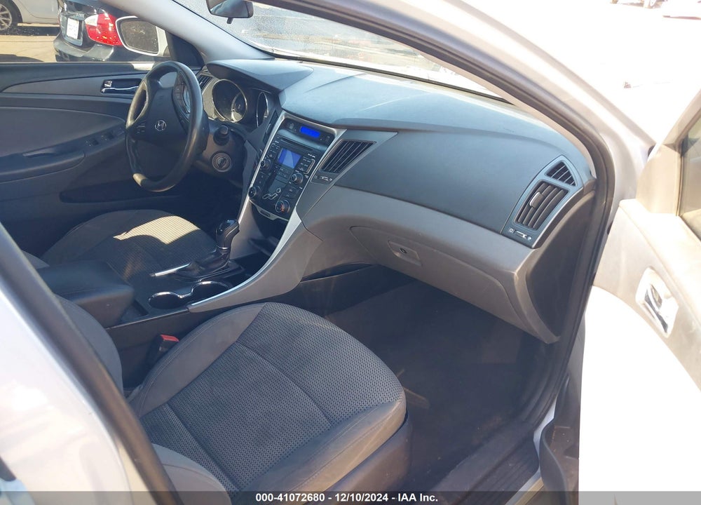 2011 HYUNDAI SONATA GLS VIN: 5NPEB4AC9BH013187