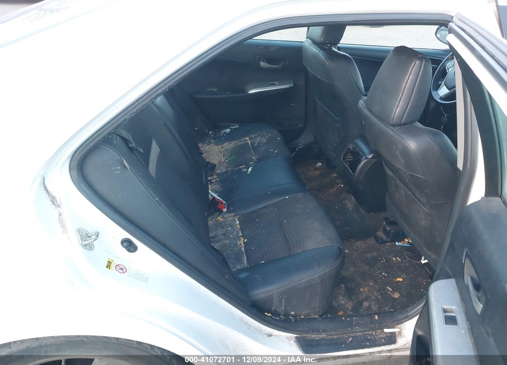 2014 TOYOTA CAMRY SE VIN: 4T1BF1FK2EU402457