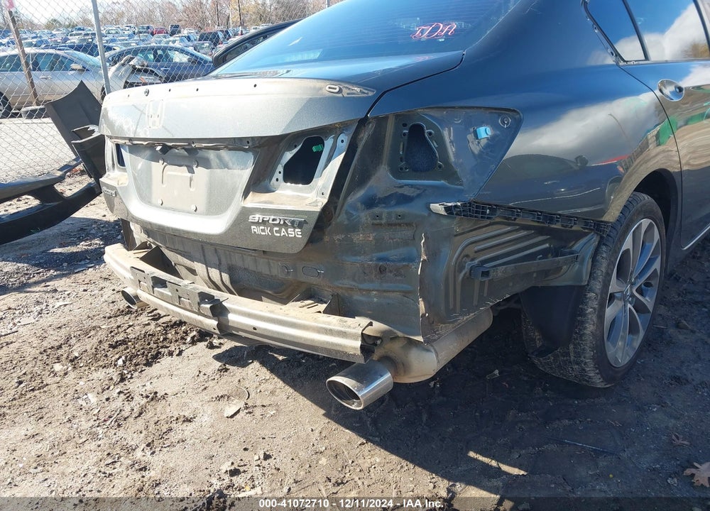2015 HONDA ACCORD VIN: 1HGCR2F56FA064078
