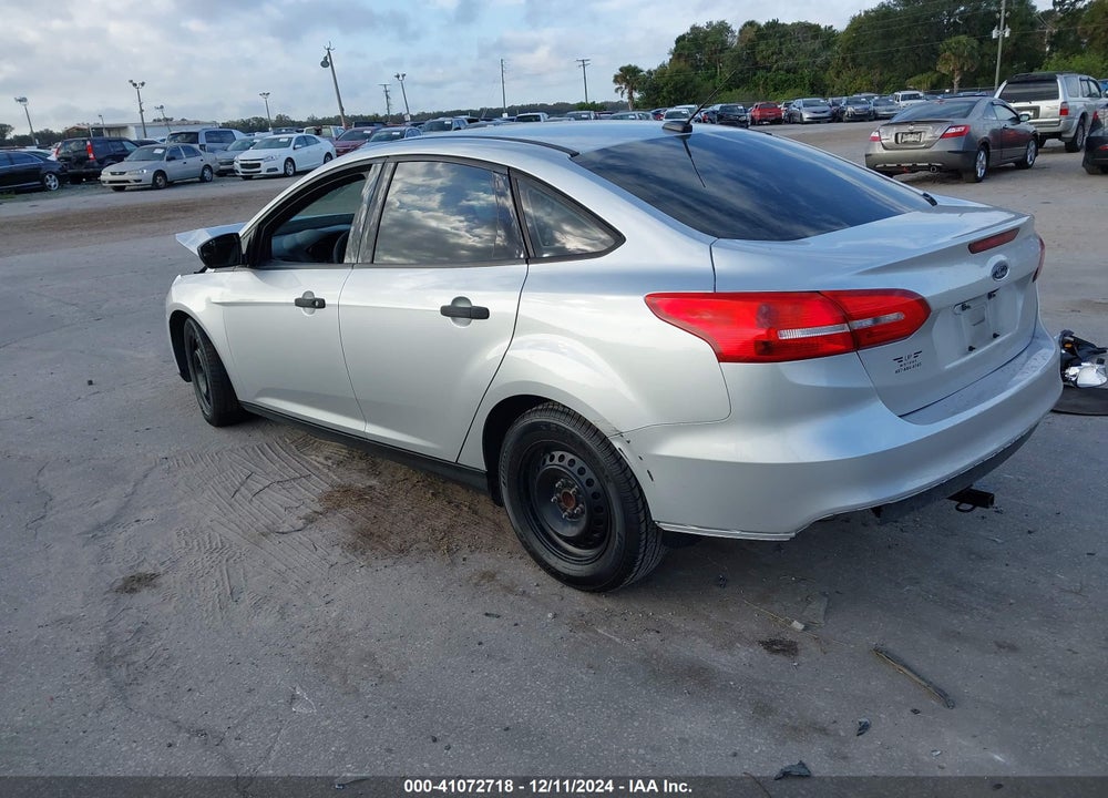 2018 FORD FOCUS VIN: 1FADP3E22JL321357