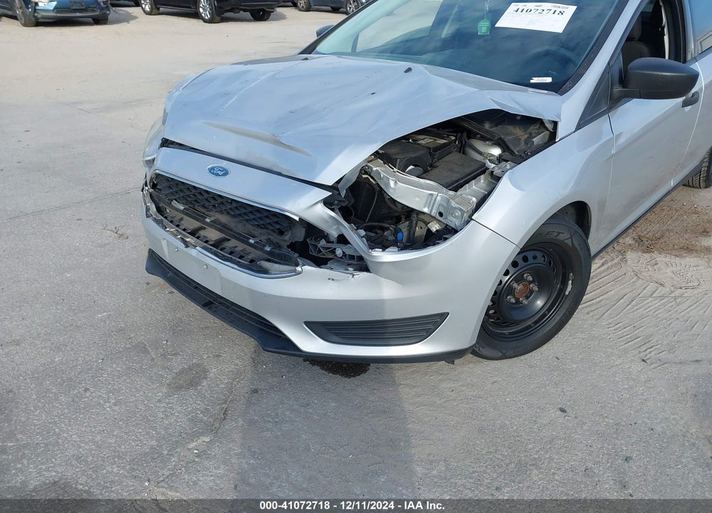 2018 FORD FOCUS VIN: 1FADP3E22JL321357