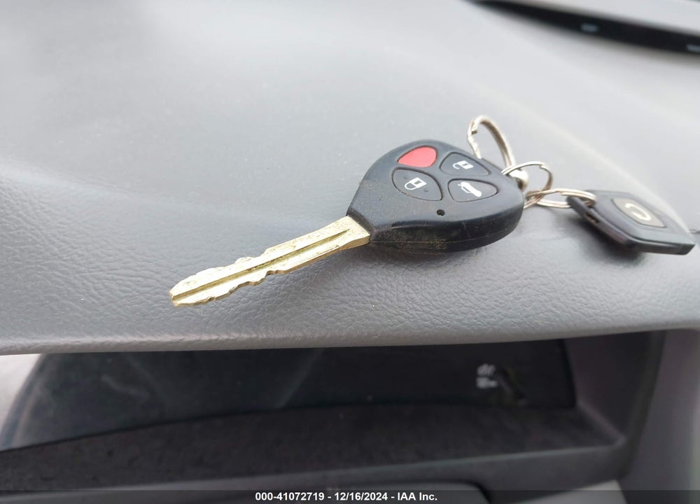 2011 TOYOTA CAMRY LE VIN: 4T1BF3EK9BU122060