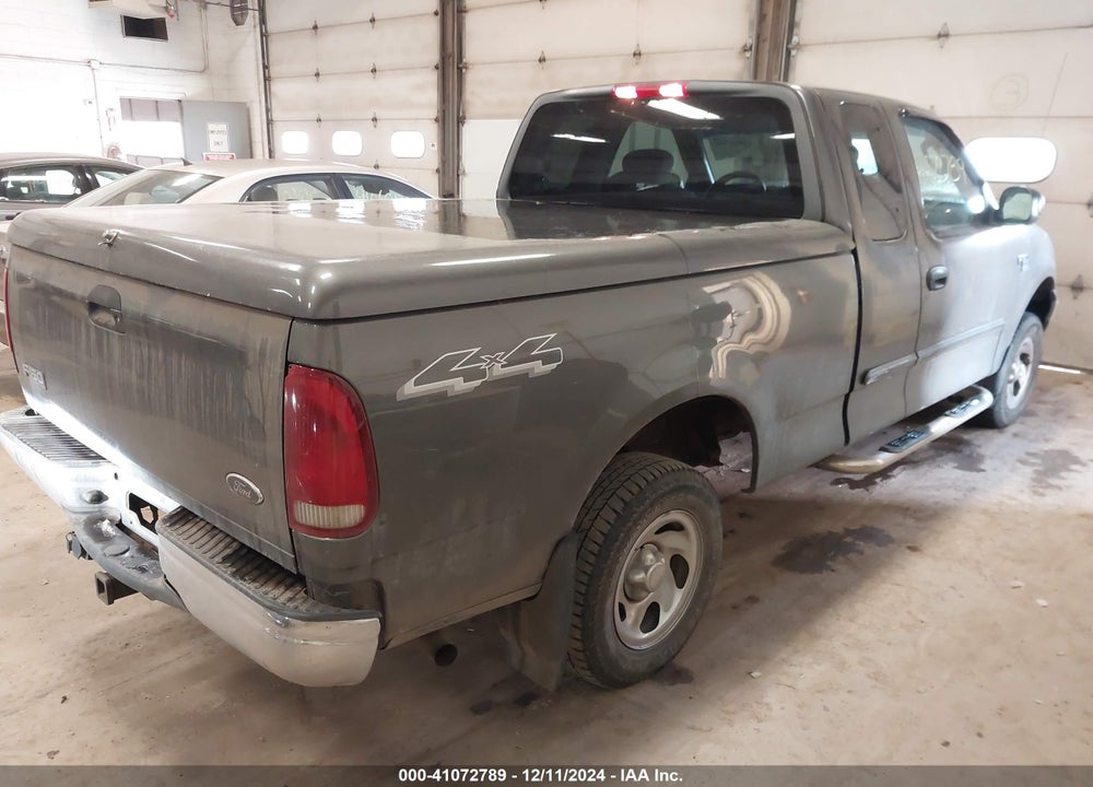 2004 FORD F-150 HERITAGE XL/XLT VIN: 2FTRX18W44CA03256
