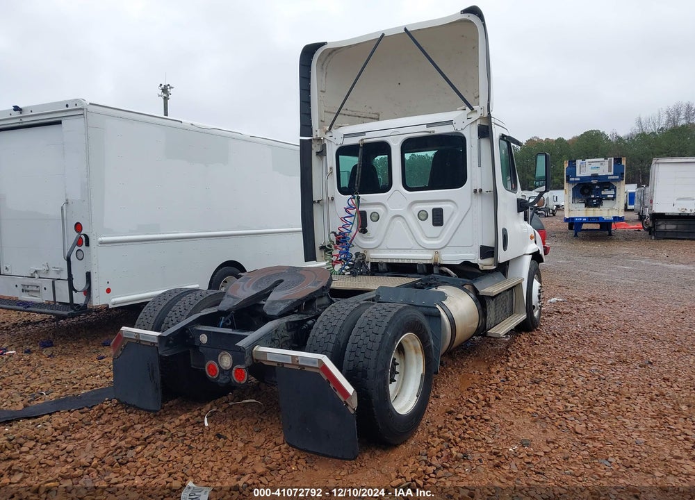 2015 FREIGHTLINER CASCADIA 113 VIN: 1FUBGAD4XFLGD9797