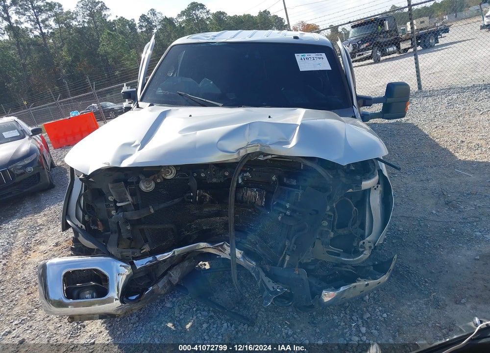 2012 FORD F-250 LARIAT VIN: 1FT7W2BT5CEB72192