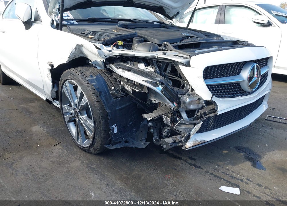 2019 MERCEDES-BENZ C 300 VIN: WDDWJ8DB1KF928052