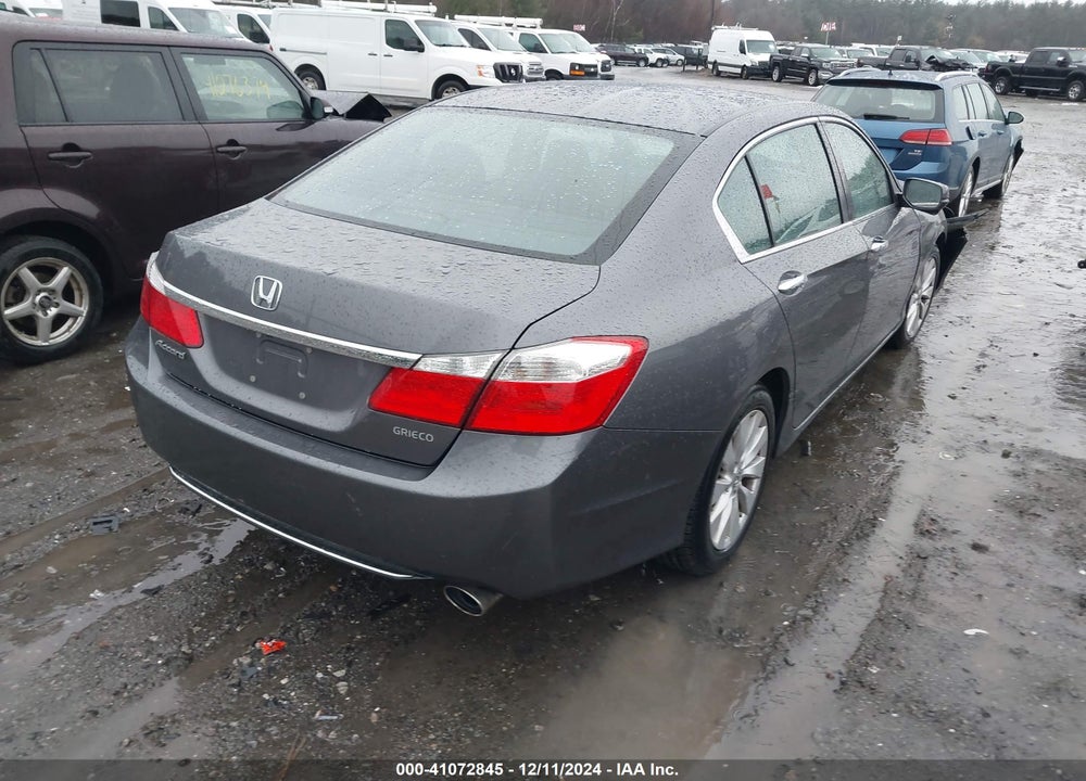 2015 HONDA ACCORD VIN: 1HGCR2F73FA218375