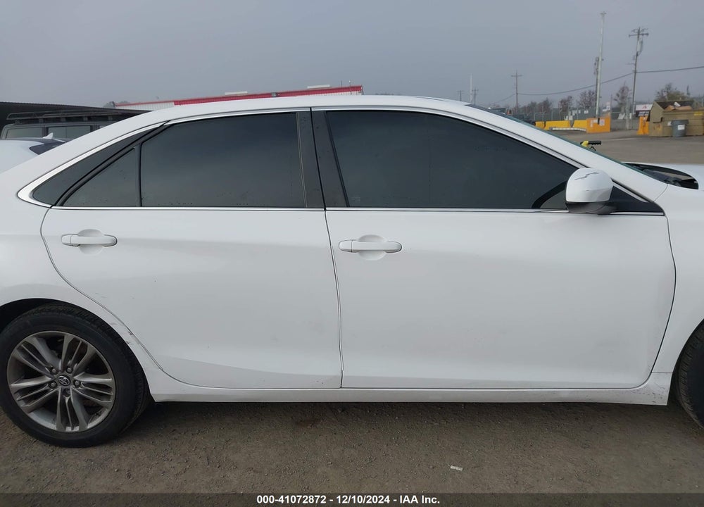 2017 TOYOTA CAMRY SE VIN: 4T1BF1FK8HU775703